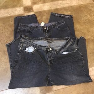 ANY DENIM 3 for $15 2 pair of Capri Jeans size 22W
